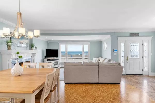 905 Ocean BLVD, Hampton, NH 03842