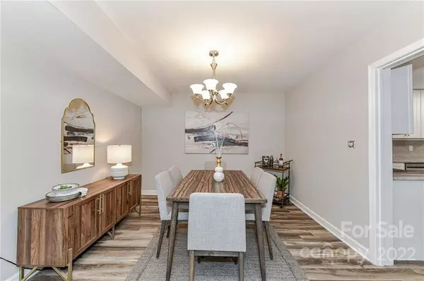 7628 Summerwood LN, Charlotte, NC 28270