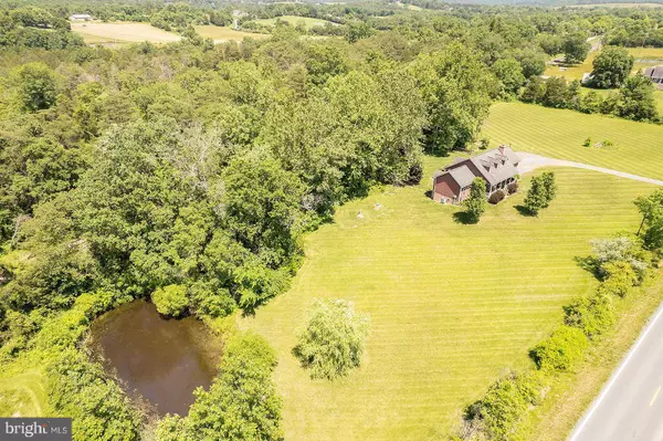 5708 STRASBURG RD, Strasburg, VA 22657