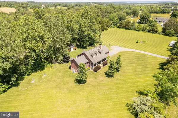 5708 STRASBURG RD, Strasburg, VA 22657