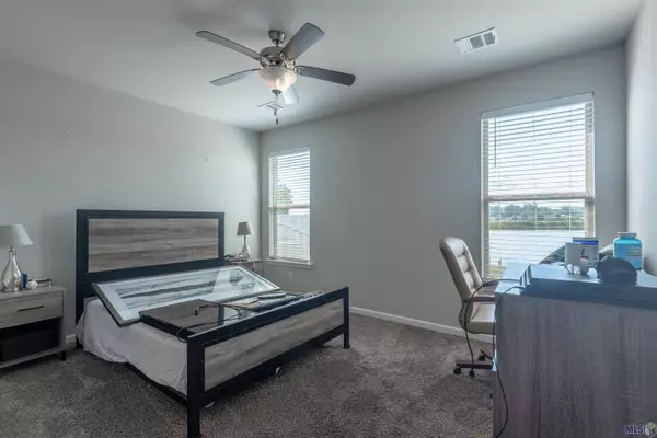 1133 FOXTAIL DR, Baton Rouge, LA 70820