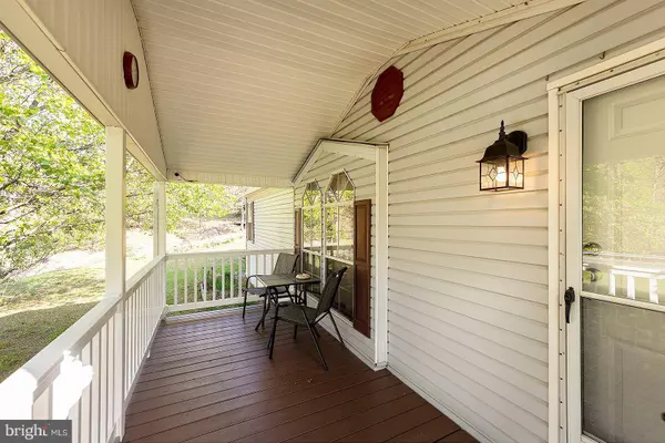 7090 JOHN MARSHALL HWY, Strasburg, VA 22641