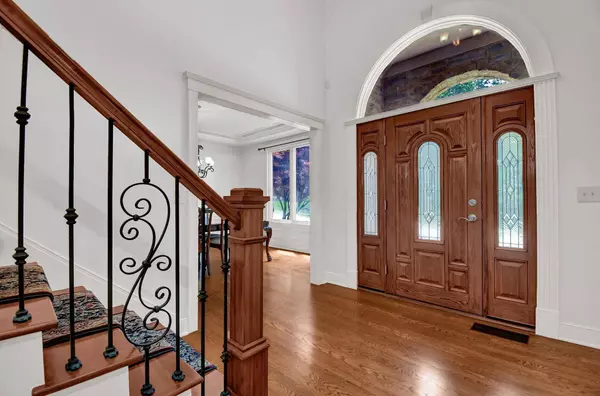 774 Riverbend Avenue, Powell, OH 43065