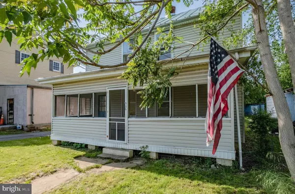 536 MANASSAS ST, Front Royal, VA 22630