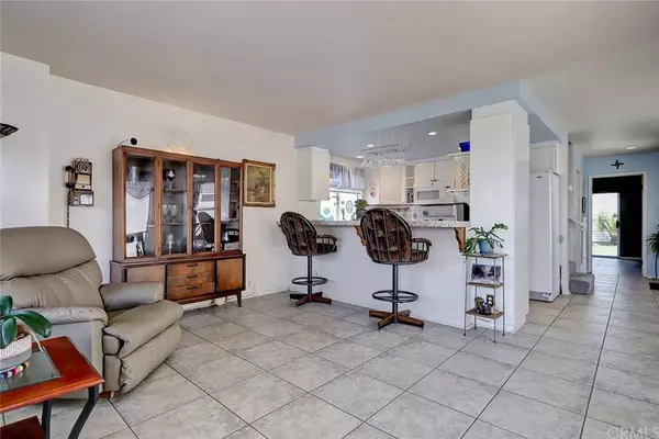 1366 W 2nd ST, San Pedro, CA 90732