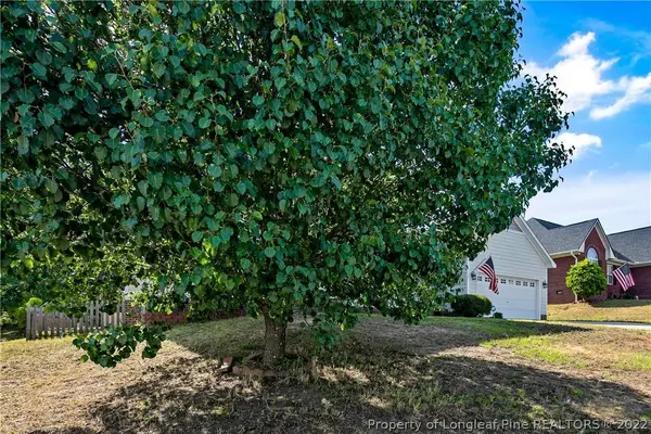 5527 Rising Ridge Drive, Hope Mills, NC 28348