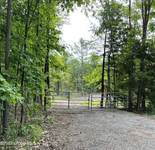 356 S Southline RD, Galway, NY 12074