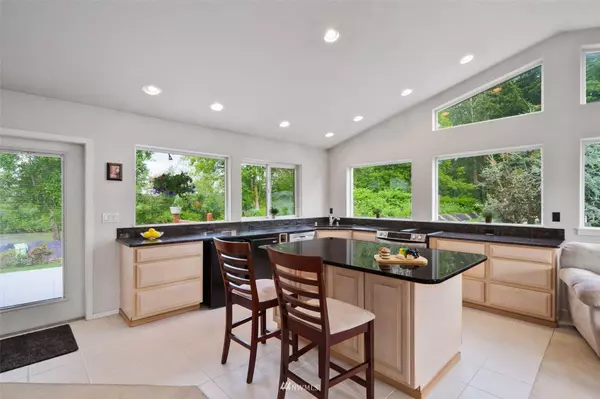 13930 70th Street Ct E, Sumner, WA 98390