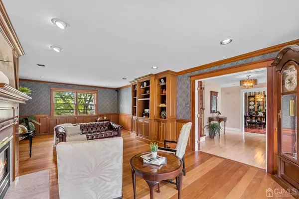 36 Benhardt RD, Milltown, NJ 08850