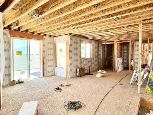 3646 S HIAWATHA CIR, Saratoga Springs, UT 84045