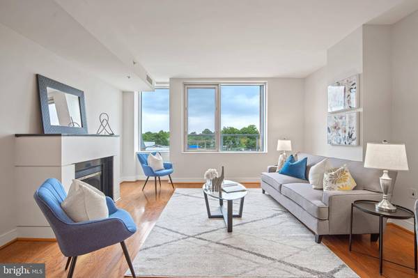 6820 WISCONSIN AVE #6005