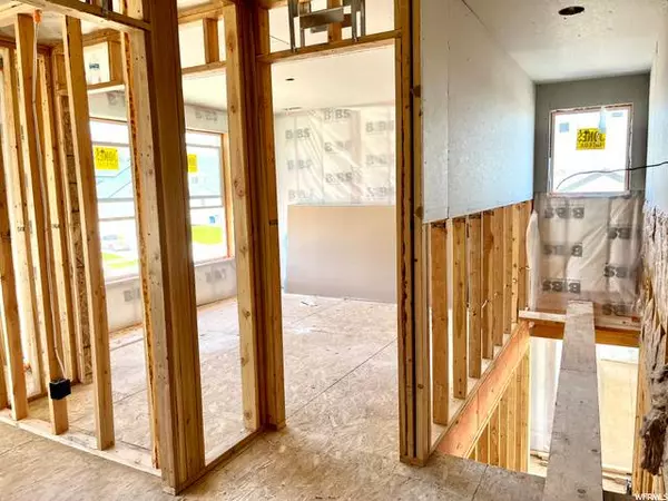 3646 S HIAWATHA CIR, Saratoga Springs, UT 84045