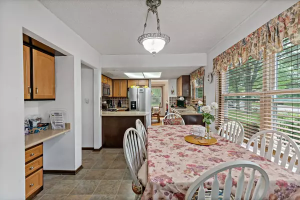 22528 Latonia LN, Richton Park, IL 60471