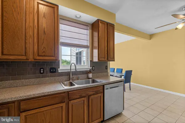 1806 UPPER FORDE LN, Hampstead, MD 21074