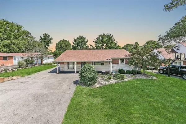 720 W Smith Valley RD, Greenwood, IN 46142