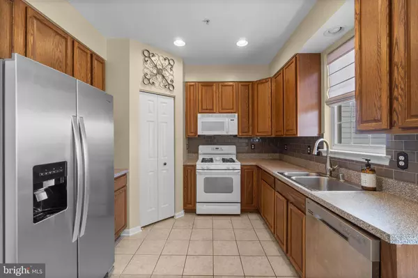 1806 UPPER FORDE LN, Hampstead, MD 21074