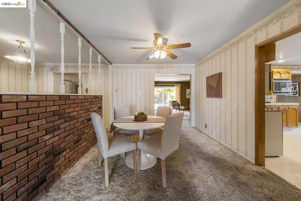 17440 Via Toledo, San Lorenzo, CA 94580