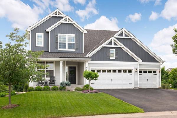 9256 Compass Pointe CIR, Woodbury, MN 55129