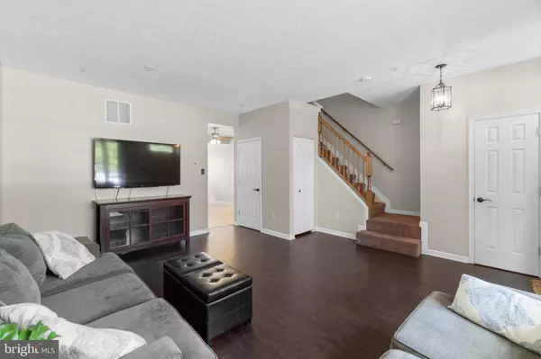 1806 UPPER FORDE LN, Hampstead, MD 21074