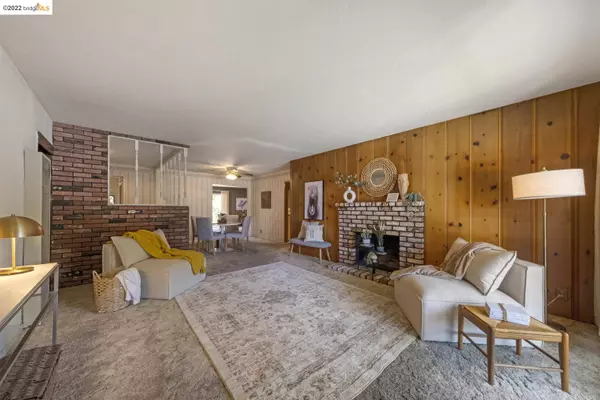 17440 Via Toledo, San Lorenzo, CA 94580