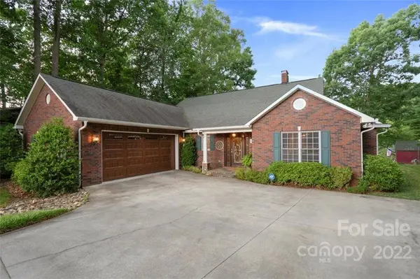 156 Brer Fox TRL, Troutman, NC 28166