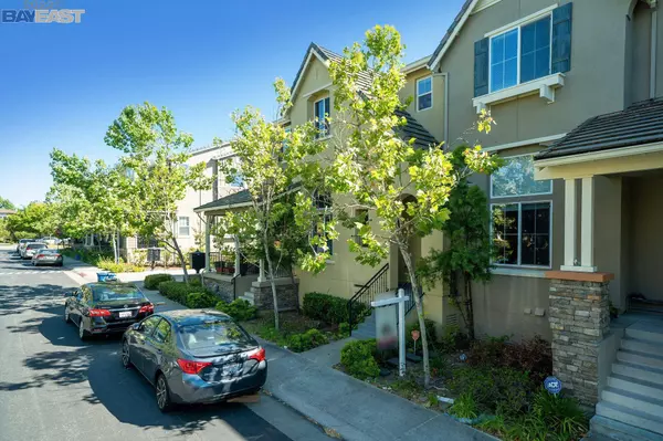 6185 Yardley Ln, San Ramon, CA 94582