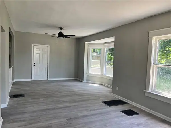 3321 Olive ST, Kansas City, MO 64109