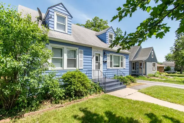 813 Leith Avenue, Waukegan, IL 60085