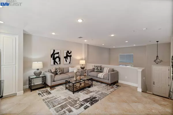 6185 Yardley Ln, San Ramon, CA 94582