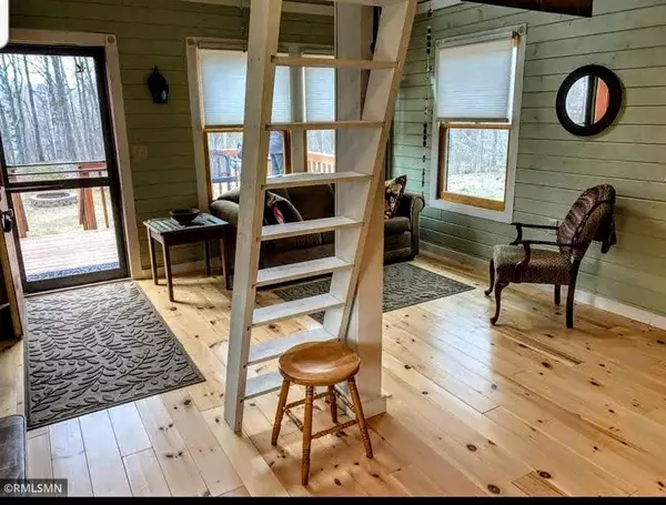 5635 Kettle River Rd, Kettle River, MN 55757