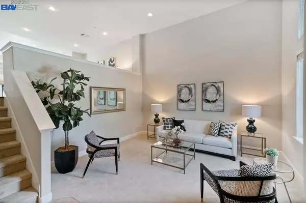 6185 Yardley Ln, San Ramon, CA 94582