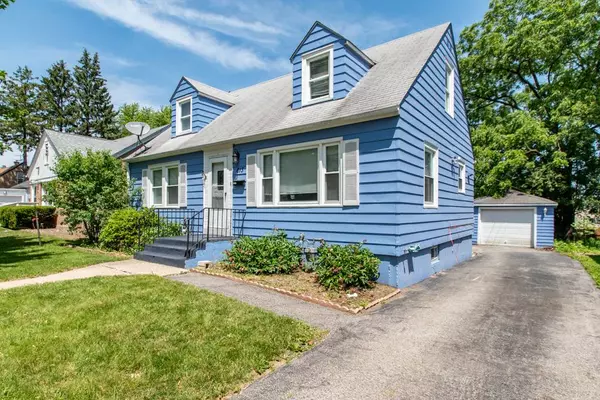 813 Leith Avenue, Waukegan, IL 60085