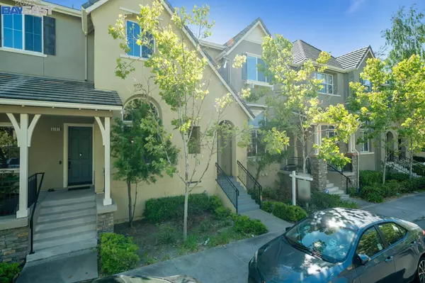 6185 Yardley Ln, San Ramon, CA 94582