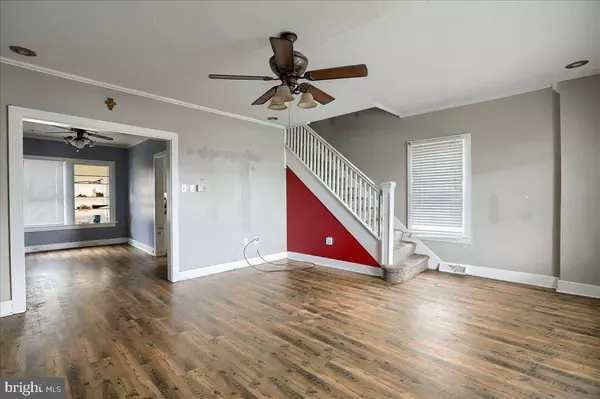 1406 W POPLAR TER, York, PA 17404