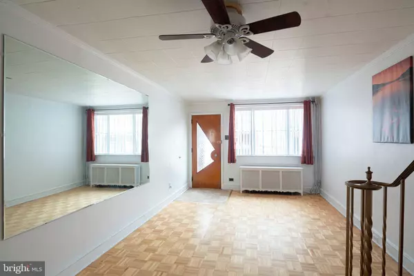 816 SEARS ST, Philadelphia, PA 19147