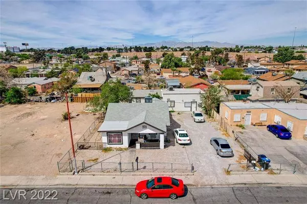 1825 Yale St, North Las Vegas, NV 89030