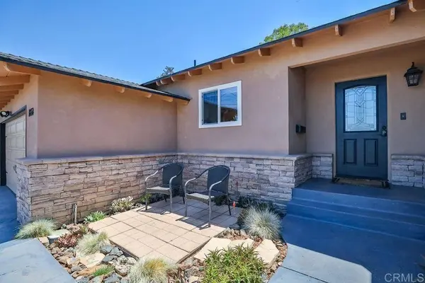 7853 Highwood Avenue, La Mesa, CA 91941