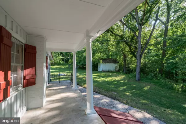 803 CACAPON ROAD, Berkeley Springs, WV 25411