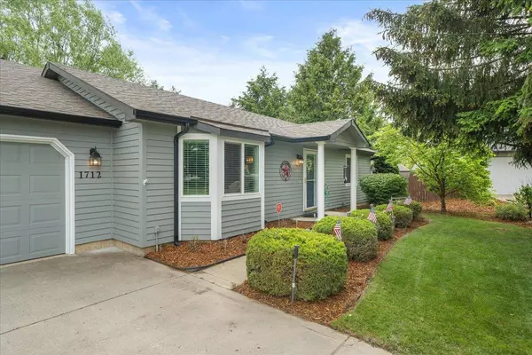 1712 E Morris Ct, Deer Park, WA 99006-9017