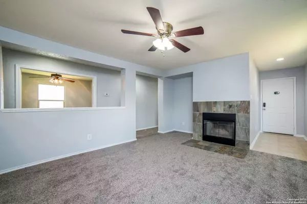 4355 Safe Harbor, San Antonio, TX 78244