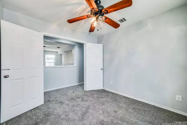 4355 Safe Harbor, San Antonio, TX 78244