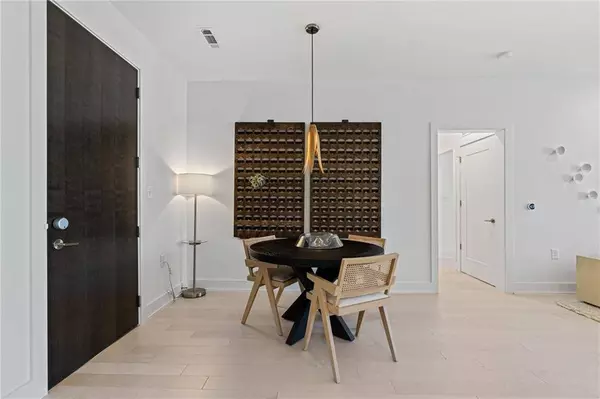 775 Juniper ST NE #521, Atlanta, GA 30308