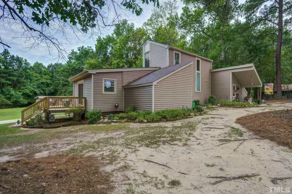 7005 Schooners Road, Bailey, NC 27807