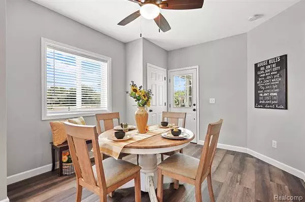 110 West Washington Street, Howell, MI 48843