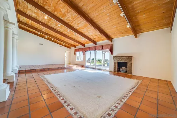 6152 Cardeno Dr, La Jolla, CA 92037