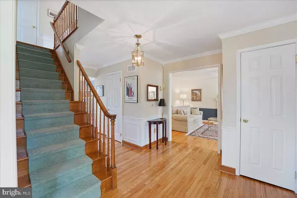 121 MOORE DR, Media, PA 19063