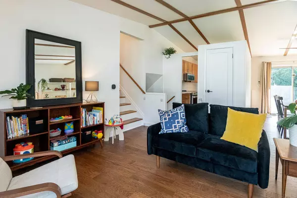 3212 N Valleyview Drive, Bloomington, IN 47404-1750