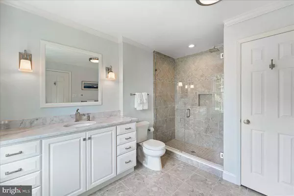 121 MOORE DR, Media, PA 19063