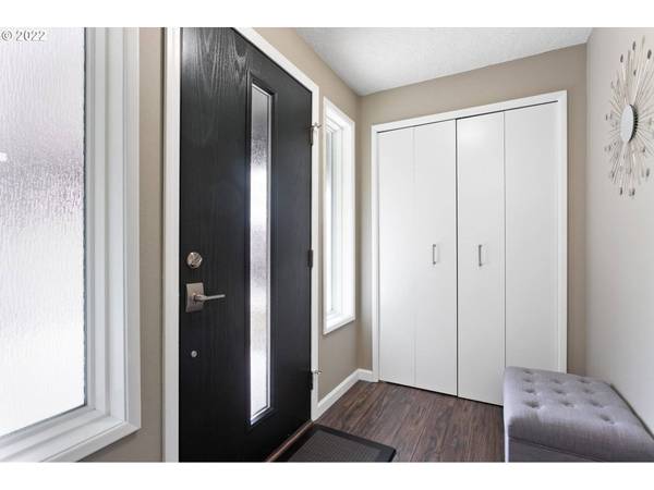 8655 SW PARKVIEW LOOP, Beaverton, OR 97008