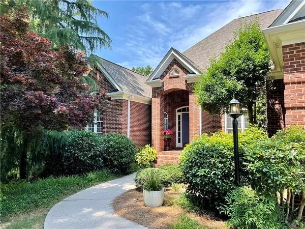 1544 Blue Bird WAY, Cumming, GA 30041